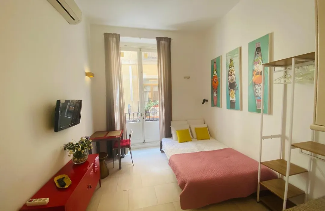Apartamentos Puzzle Madrid Sol-1