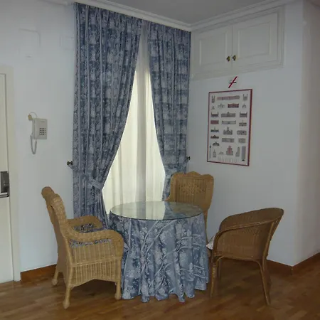 Hostal Triana-3