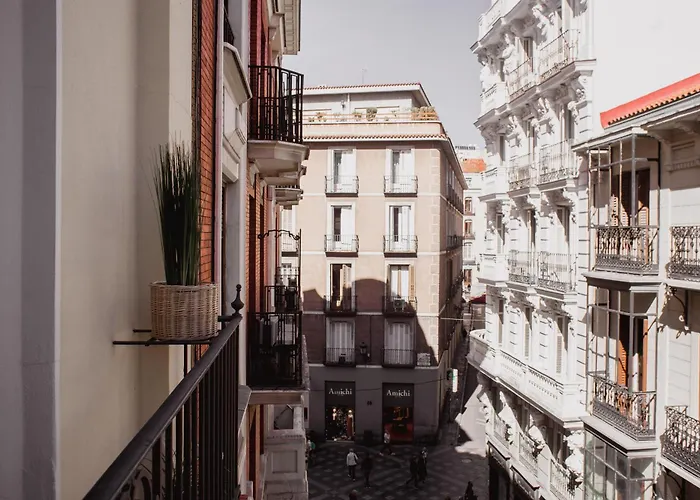 Guest house: Room Select Sol